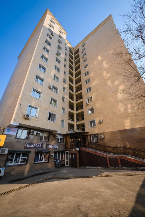 1-Ком Кв В Жк Молодежный Алматы Экстерьер фото